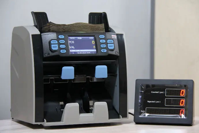 Mix denomination money counting machine